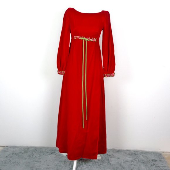 Vintage Dresses & Skirts - Vintage 60's Floral Detail Velvet Maxi Dress